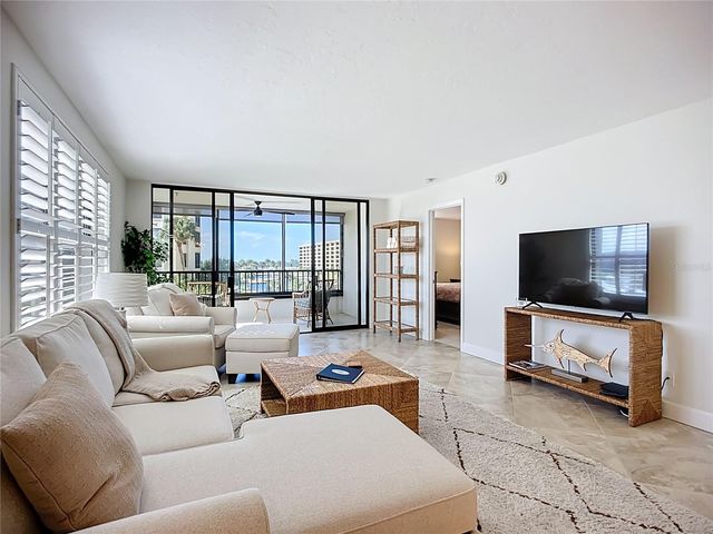 5770 MIDNIGHT PASS ROAD 301, Sarasota, FL 34242