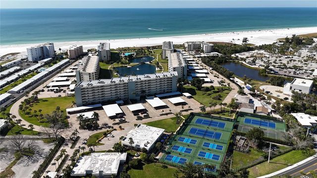 5770 MIDNIGHT PASS ROAD 301, Sarasota, FL 34242