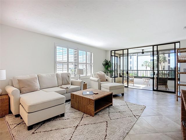 5770 MIDNIGHT PASS ROAD 301, Sarasota, FL 34242