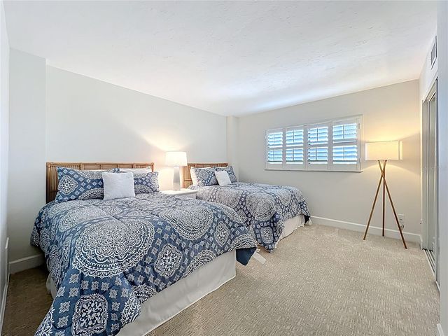 5770 MIDNIGHT PASS ROAD 301, Sarasota, FL 34242