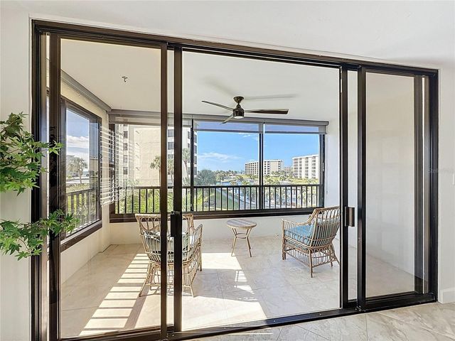 5770 MIDNIGHT PASS ROAD 301, Sarasota, FL 34242