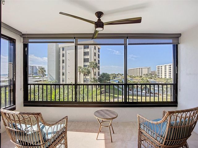 5770 MIDNIGHT PASS ROAD 301, Sarasota, FL 34242