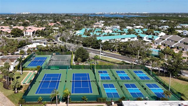 5770 MIDNIGHT PASS ROAD 301, Sarasota, FL 34242