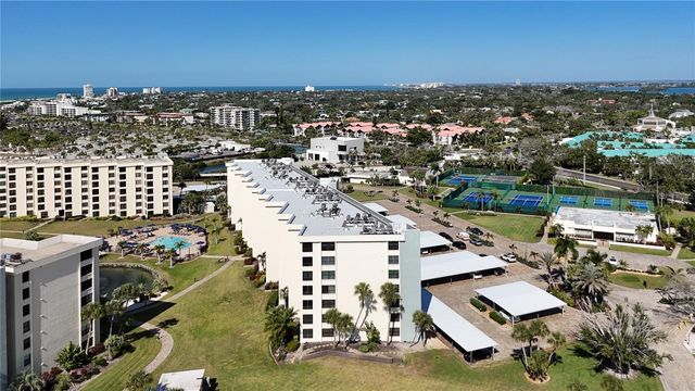 5770 MIDNIGHT PASS ROAD 301, Sarasota, FL 34242