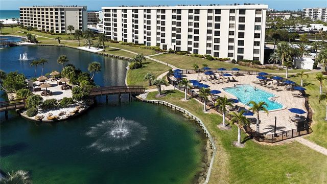 5770 MIDNIGHT PASS ROAD 301, Sarasota, FL 34242