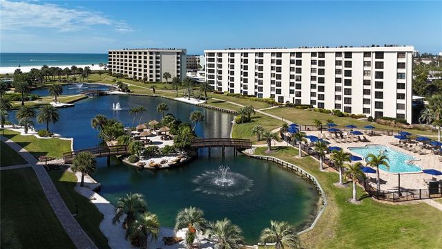 5770 MIDNIGHT PASS ROAD 301, Sarasota, FL 34242