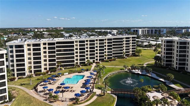 5770 MIDNIGHT PASS ROAD 301, Sarasota, FL 34242