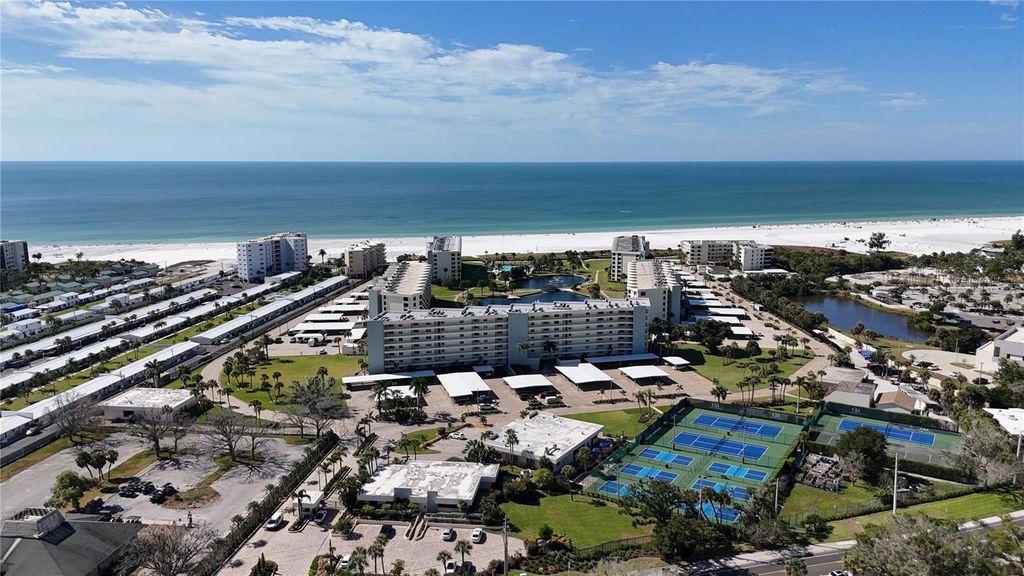 5770 MIDNIGHT PASS ROAD 301, Sarasota, FL 34242