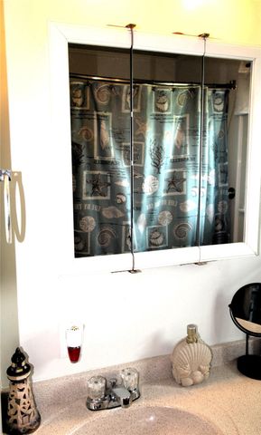 303 N 9th Street, Beasley, TX 77417