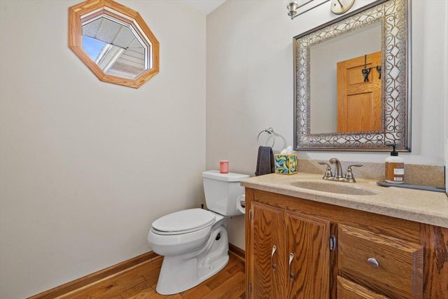 11901 224th AVENUE, Bristol, WI 53104