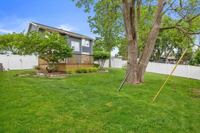 11901 224th AVENUE, Bristol, WI 53104