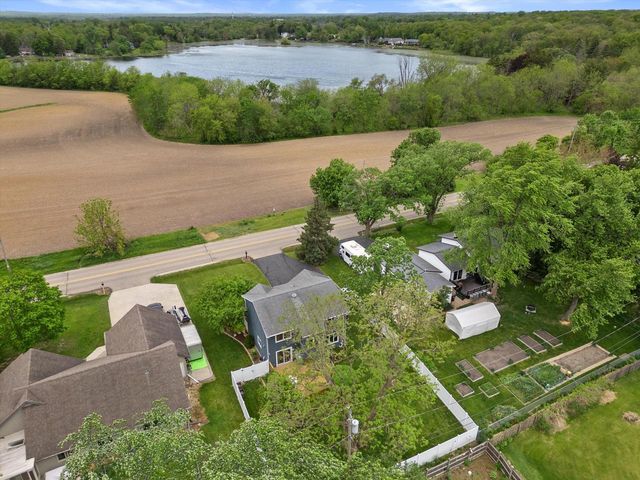 11901 224th AVENUE, Bristol, WI 53104