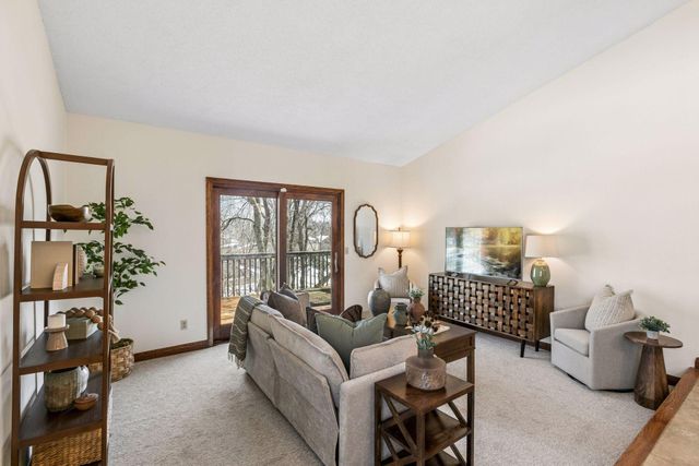 7340 Niagara Lane N, Maple Grove, MN 55311