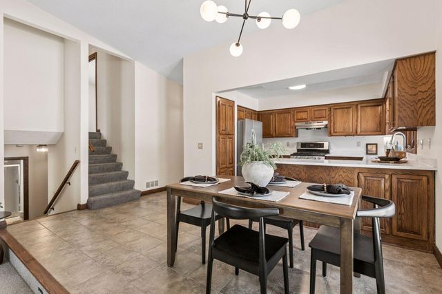 7340 Niagara Lane N, Maple Grove, MN 55311