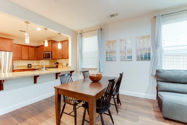 542 Cadiz Drive, Hollister, CA 95023