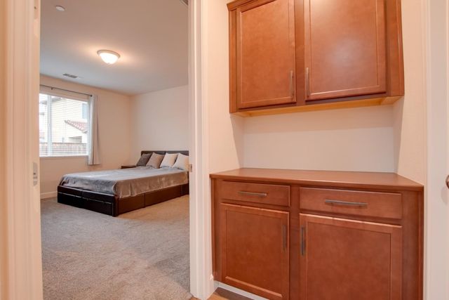 542 Cadiz Drive, Hollister, CA 95023