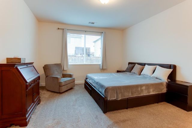 542 Cadiz Drive, Hollister, CA 95023