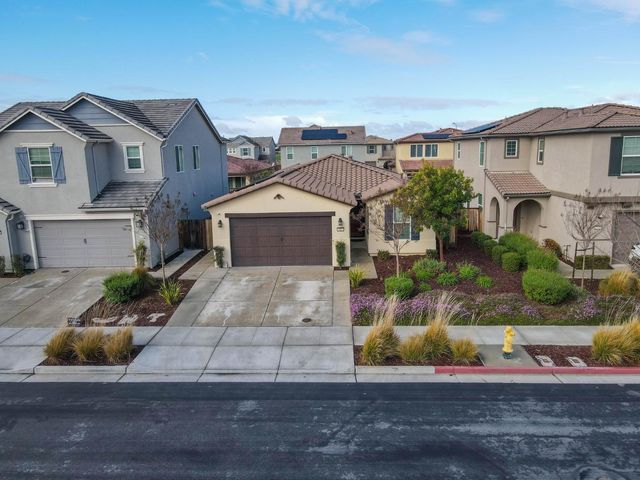 542 Cadiz Drive, Hollister, CA 95023