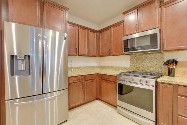 542 Cadiz Drive, Hollister, CA 95023