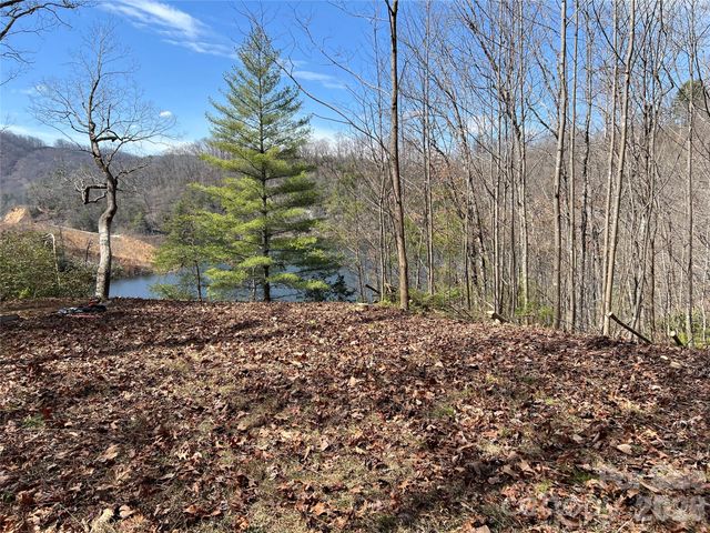 134 Dars Lane 7, Tuckasegee, NC 28783