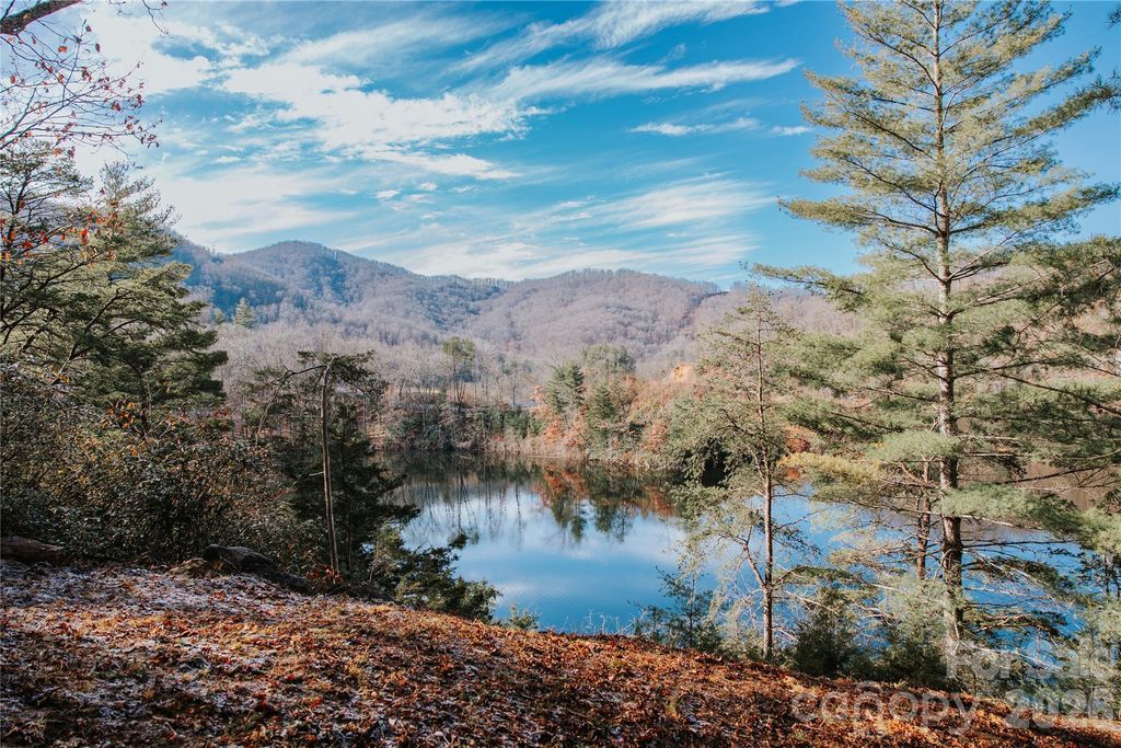 134 Dars Lane 7, Tuckasegee, NC 28783