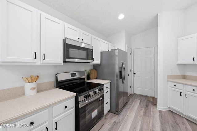 809 BAY Street, Green Cove Springs, FL 32043