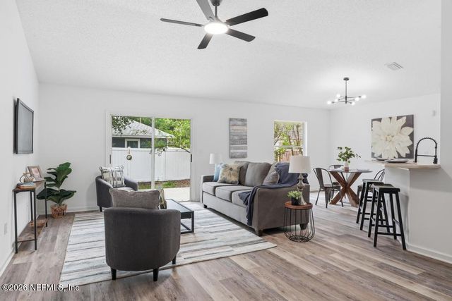 809 BAY Street, Green Cove Springs, FL 32043
