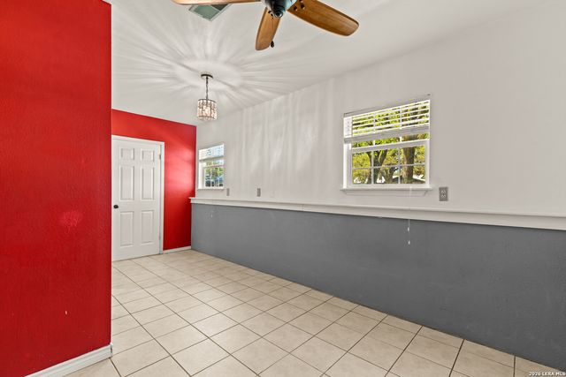904 COUNTRY RD, Blanco, TX 78606