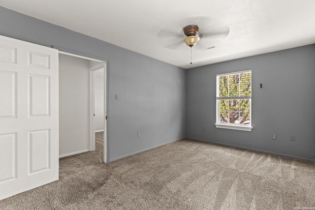904 COUNTRY RD, Blanco, TX 78606