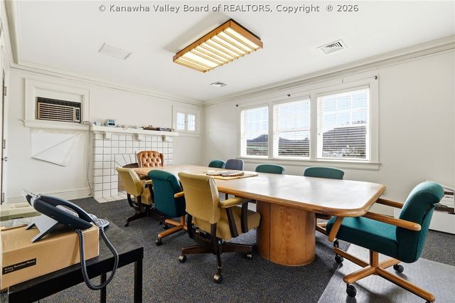 2512 Kanawha Blvd E, Charleston, WV 25311