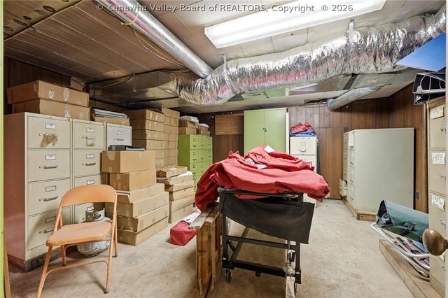 2512 Kanawha Blvd E, Charleston, WV 25311