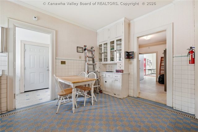 2512 Kanawha Blvd E, Charleston, WV 25311