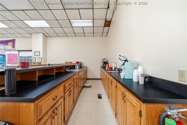 2512 Kanawha Blvd E, Charleston, WV 25311