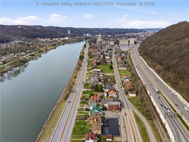 2512 Kanawha Blvd E, Charleston, WV 25311