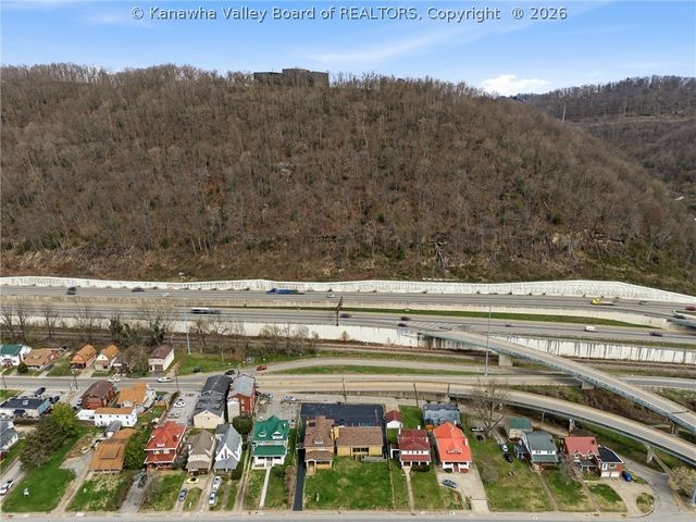 2512 Kanawha Blvd E, Charleston, WV 25311
