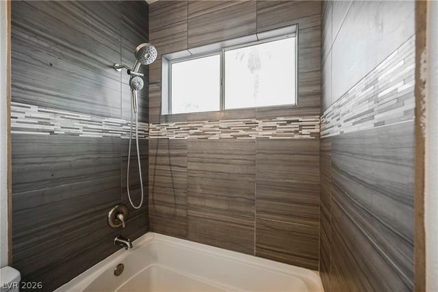 7464 Forestdale Court, Las Vegas, NV 89120