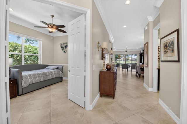 10788 Leaf Bridge Way, Boynton Beach, FL 33473