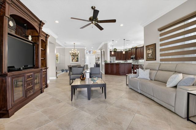 10788 Leaf Bridge Way, Boynton Beach, FL 33473