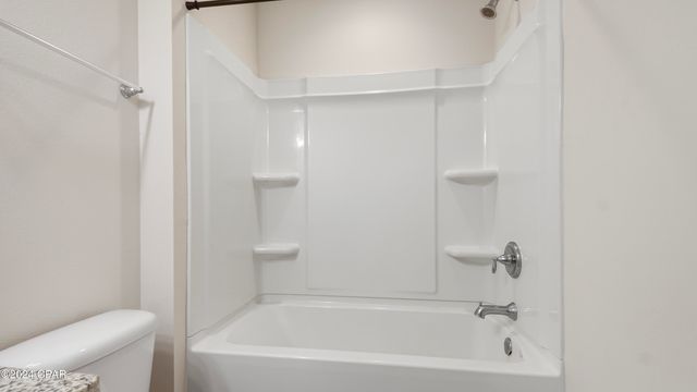 7596 Shadow Lake Drive, Panama City Beach, FL 32407