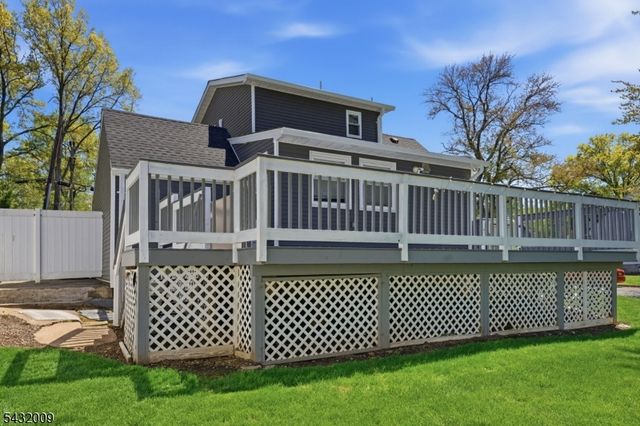 115 La Grande Avenue, Fanwood Boro, NJ 07023