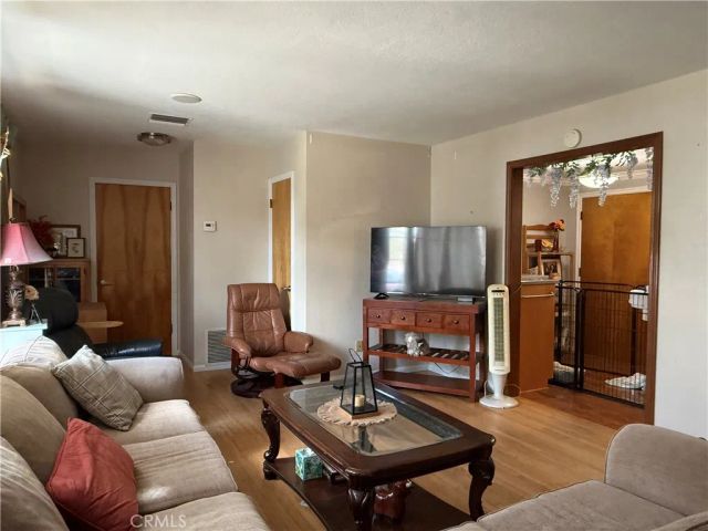 325 W Ave L, Calimesa, CA 92320