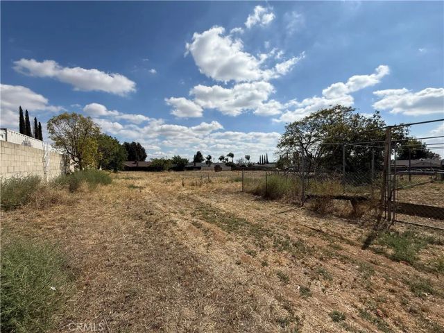 325 W Ave L, Calimesa, CA 92320
