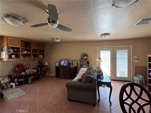 325 W Ave L, Calimesa, CA 92320