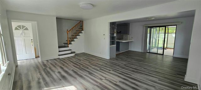 20811 Richland Avenue, Oakland Gardens, NY 11364
