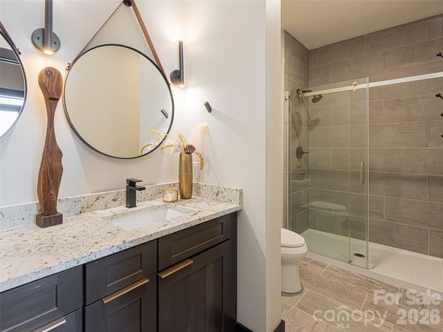 145 Biltmore Avenue 700, Asheville, NC 28803