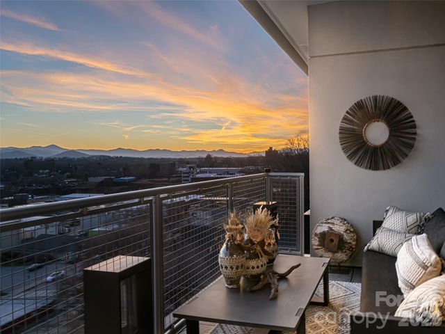 145 Biltmore Avenue 700, Asheville, NC 28803