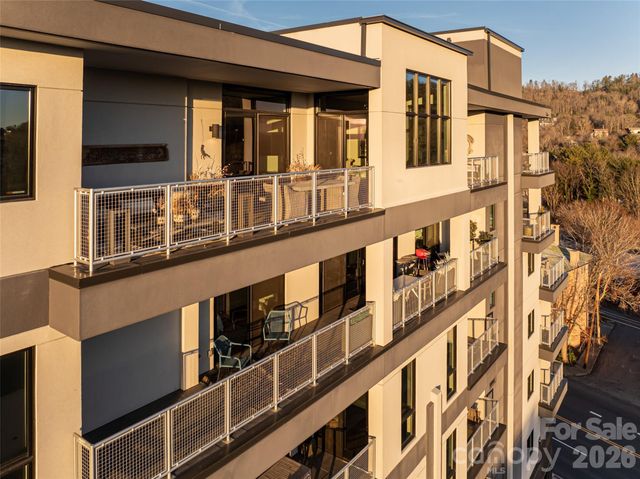 145 Biltmore Avenue 700, Asheville, NC 28803