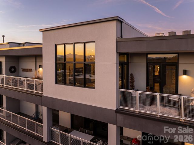 145 Biltmore Avenue 700, Asheville, NC 28803