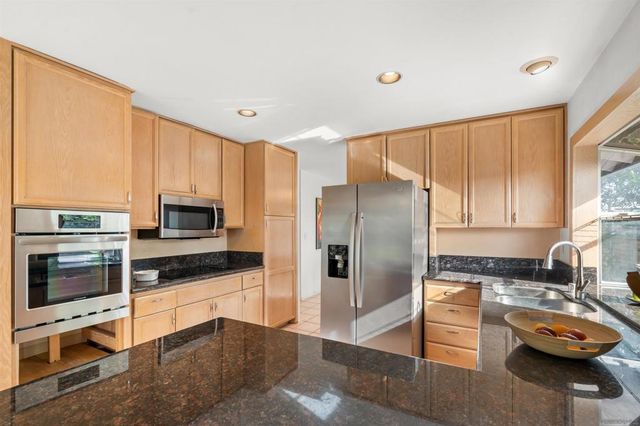 5401 Del Cerro Blvd, San Diego, CA 92120