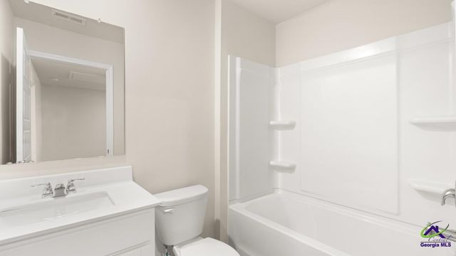 202 Kenmore Circle, Perry, GA 31069